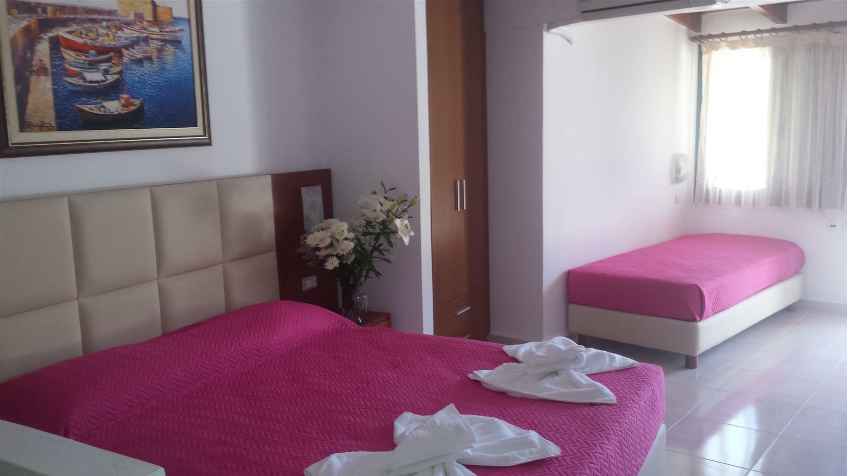Mariamare Apts Сталида Экстерьер фото